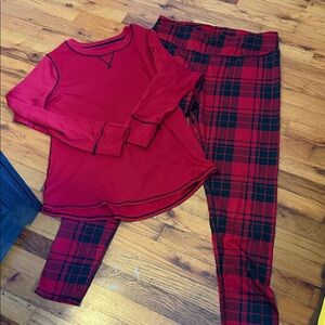 Cuddl Duds Red and Black Plaid Womens Pajama Set